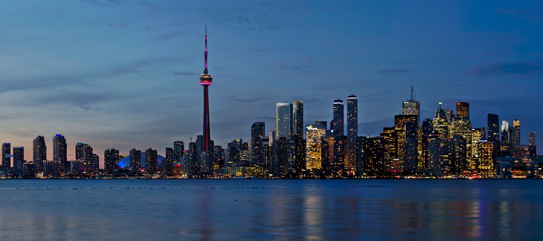Panoramic view of Toronto skyline from the islands, illustrating life and family ties in Canada